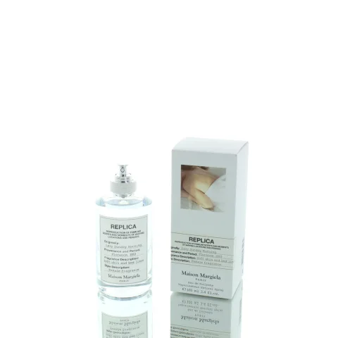 Maison Margiela Replica Lazy Sunday Morning Eau de Toilette bottle