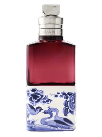 Soie Malaquais perfume bottle, front label visible