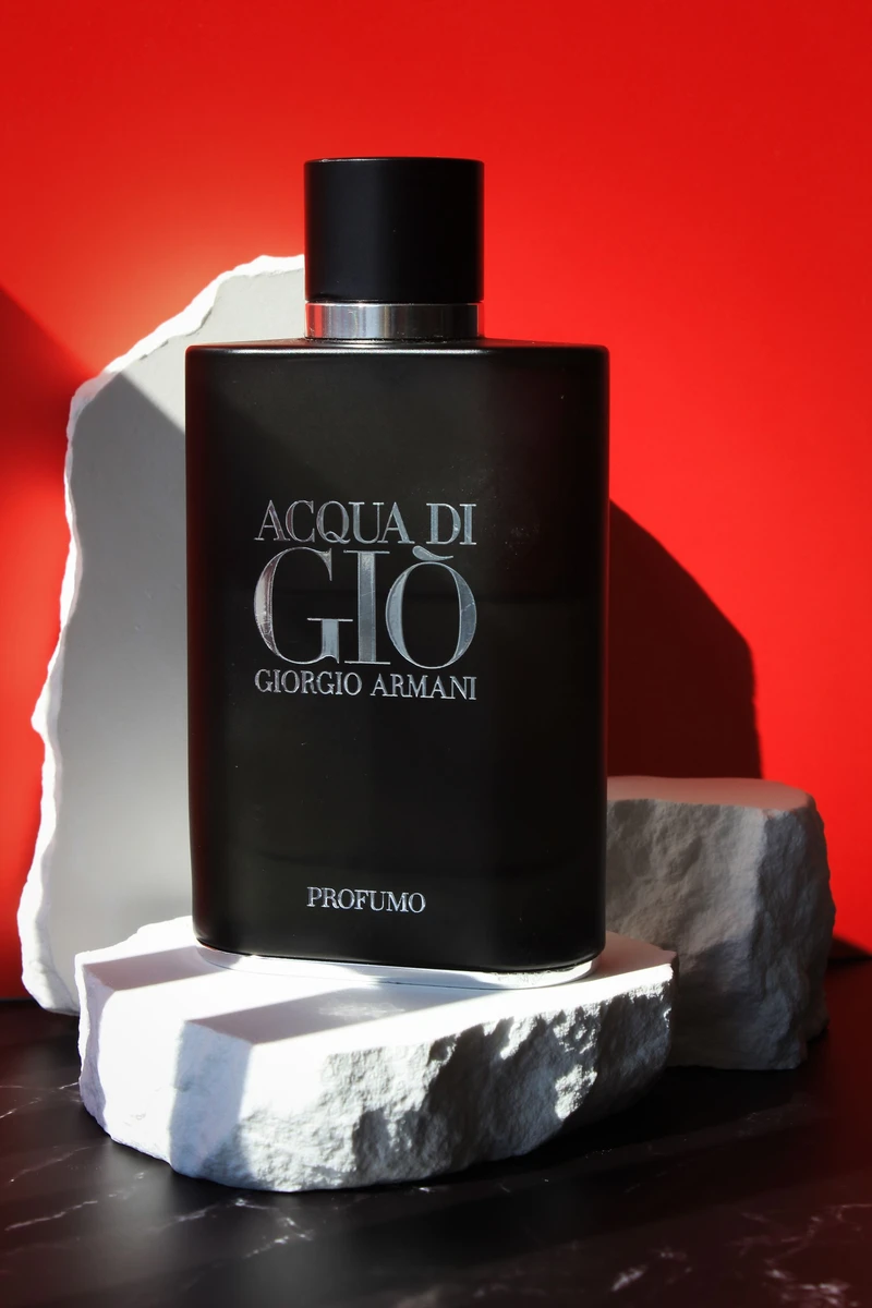 Giorgio Armani Acqua di Giò Profumo Eau de Parfum bottle
