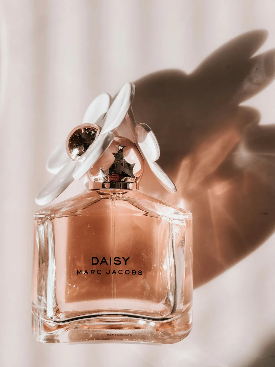 Marc Jacobs Daisy Eau de Toilette bottle